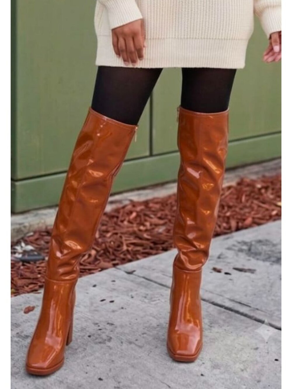 High-Gloss Brown Knee-High Boots With Block Heel Side Zipper And Square Toe Desi